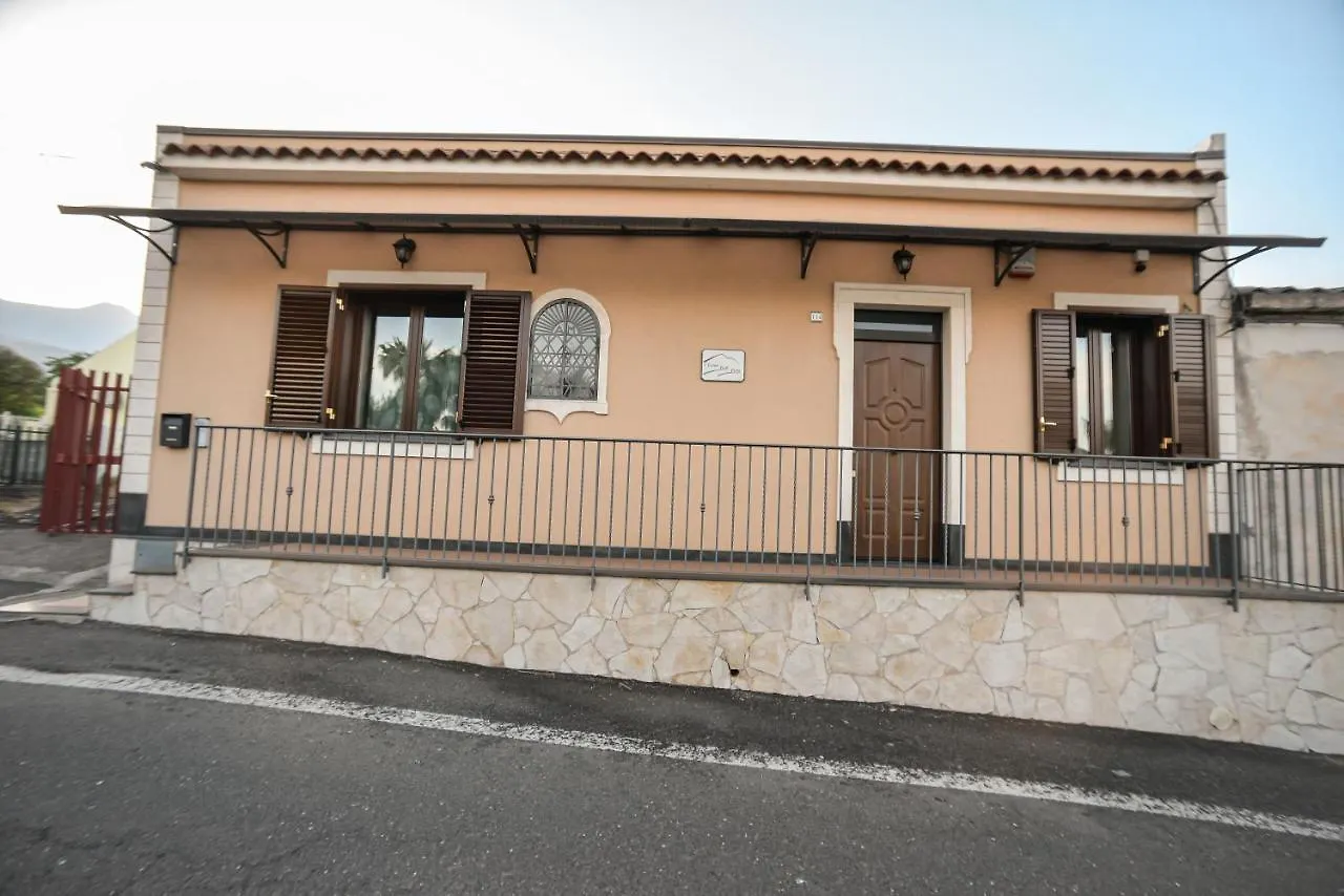 Casa vacanze I Colori dell'Etna Villa Santa Venerina